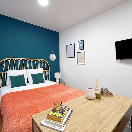 Modern Studio Fully Renovated Παρίσι Εξωτερικό φωτογραφία