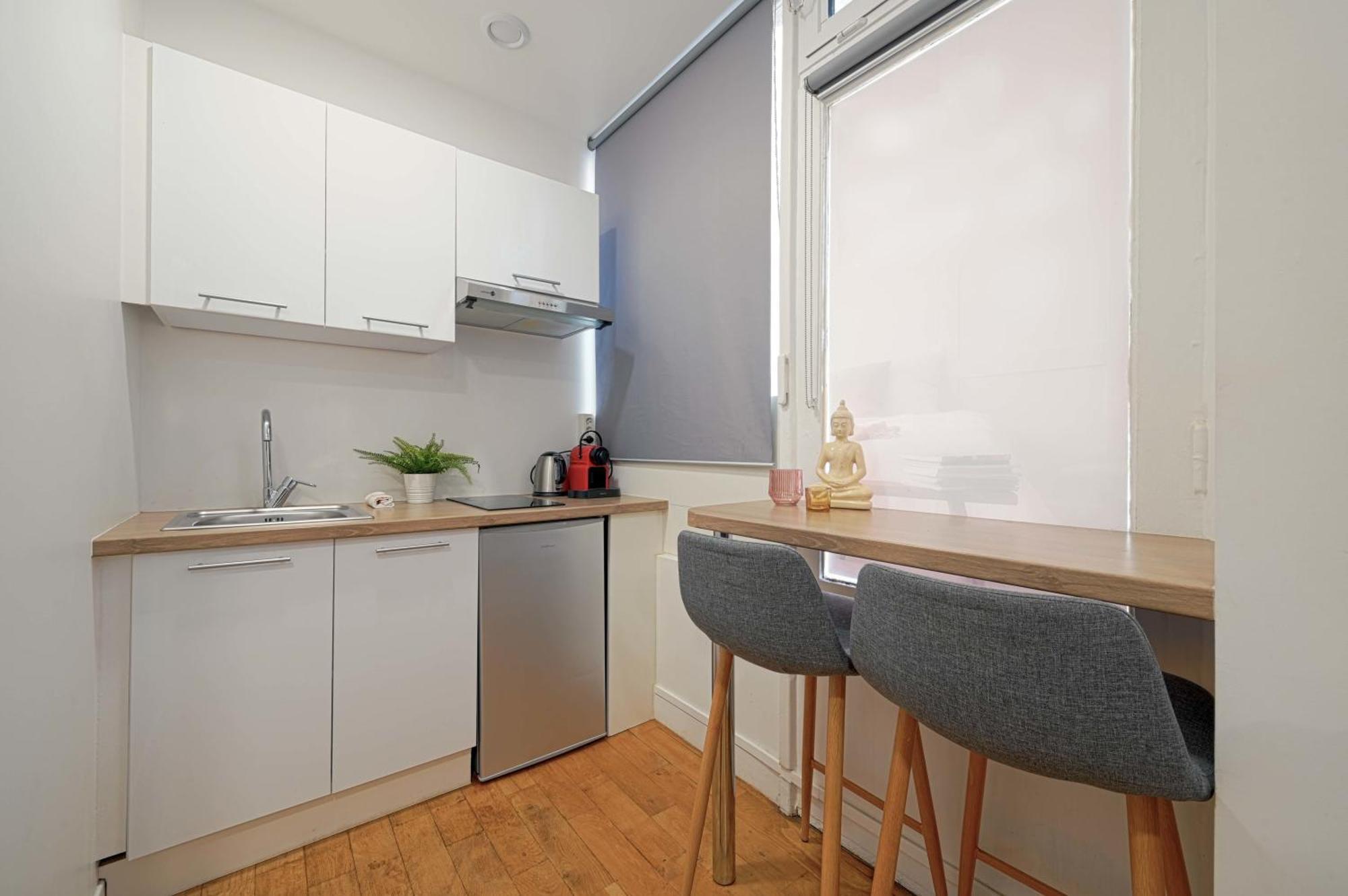 Modern Studio Fully Renovated Παρίσι Εξωτερικό φωτογραφία