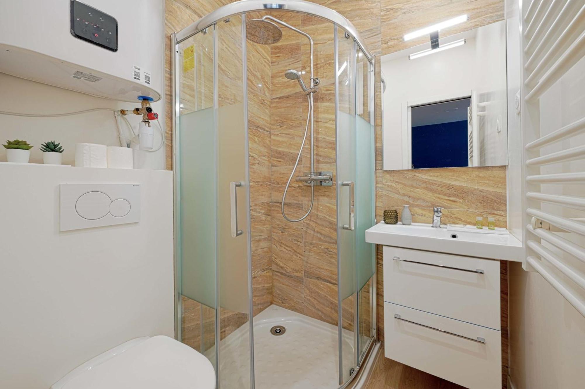 Modern Studio Fully Renovated Παρίσι Εξωτερικό φωτογραφία